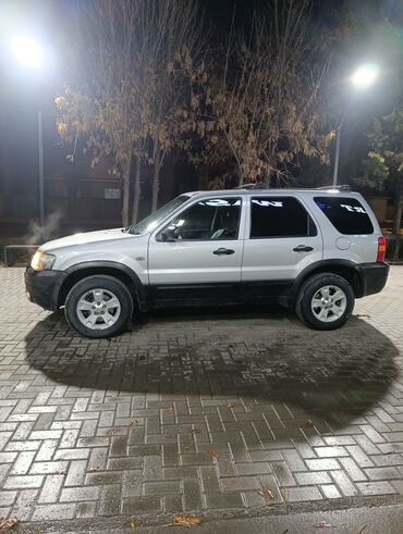 мото дождевик: Ford Maverick: 2005 г., 3 л, Автомат, Бензин, Кроссовер