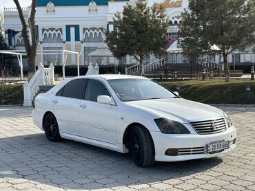 серебряные четки: Toyota Crown: 2004 г., 3 л, Автомат, Бензин, Седан