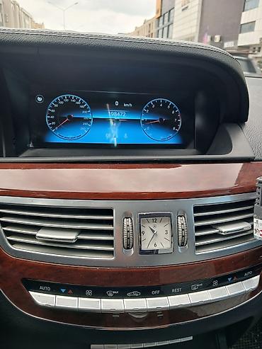 mersedes şit: Mercedes-Benz S-Class W221( 2006--2013 il üçün rəqəmsal göstərici — 3