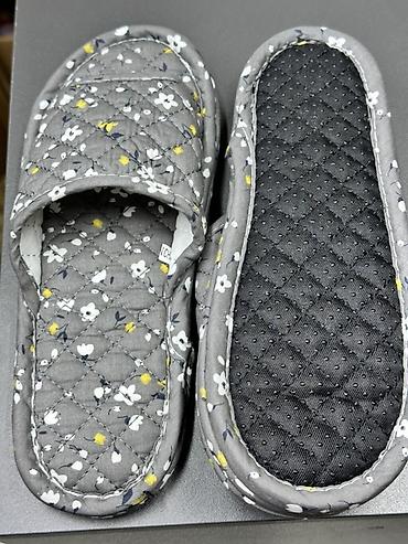 asics tiger: Домашние тапочки из стеганого текстиля - Тип: открытые тапочки с — 1