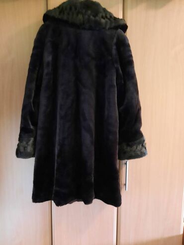 Krzneni kaputi: Bunda od vestackog krzna XL Prodajem vrlo atraktivnu dugacku bundu od — 5