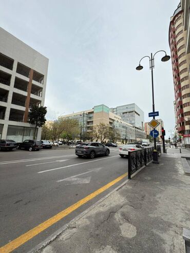 Ofislər: Azadliq və Nəsib Bəy Yusifbəyli keçələrinin kəsişməsində, yeni tikili -da lalafo.az — 2 Ofislər: Azadliq və Nəsib Bəy Yusifbəyli keçələrinin kəsişməsində, yeni tikili — 2