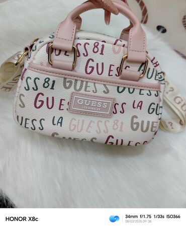 sport çanta: Guess, Yeni