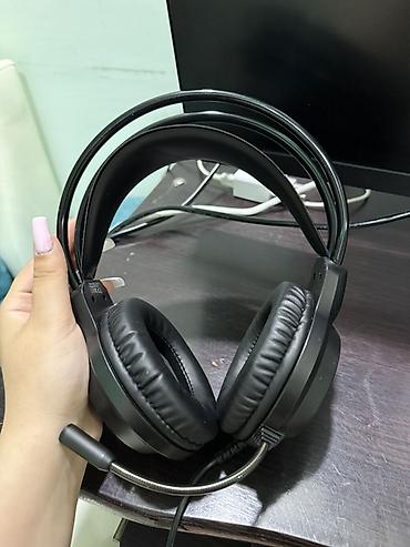 monitor asus: 3 ayın kompyuteridi çox işlənmiyib səliqəli vəzyətdədi . 16 Ram 2 — 3