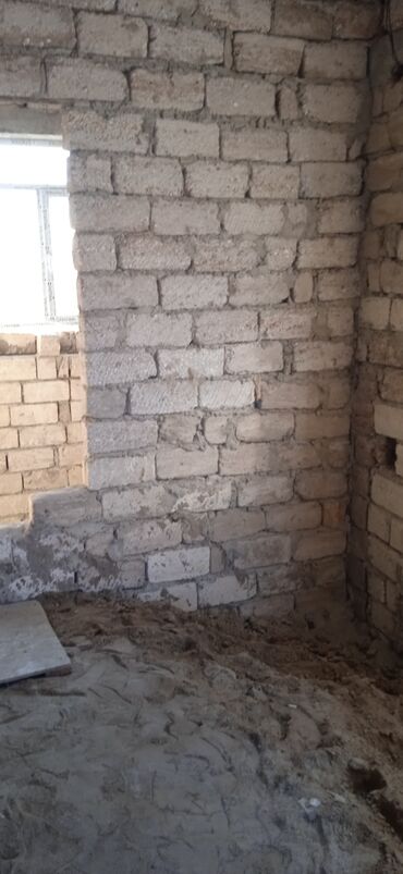 Həyət evləri və villaların satışı: Maştağa qəs. 3 otaqlı, 1 kv. m, Təmirsiz — 16