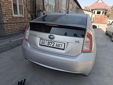 bruce 2r: Toyota Prius: 2012 г., Гибрид, Хэтчбэк — 4