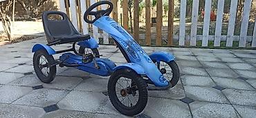 uşaq ucun avtomobil: Uşaqlar üçün mavi rəngli pedallı kartinq / sürülə bilən maşın. Təsvir — 1