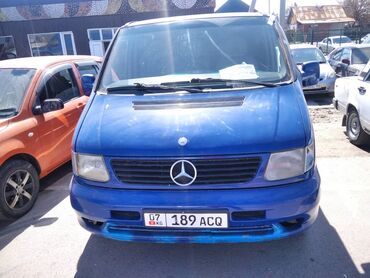 грузовой вито: Mercedes-Benz Vito: 2002 г., 2.2 л, Механика, Дизель, Фургон