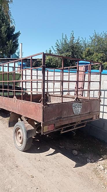 прицеп бутка: Одноосный прицеп с высоким металлическим каркасом (решётчатые борта) — 1