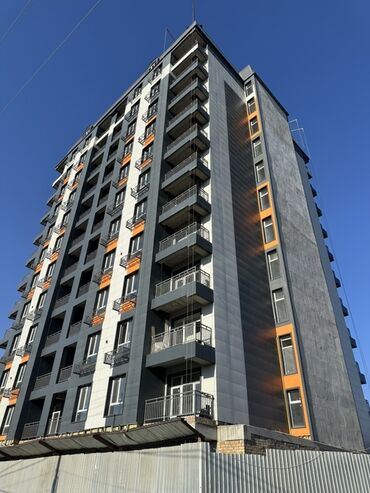 срочно продаётся 1 комнатная квартира в районе шлагбаум по улице кенсуйская 17 пересекает интергельпо ориентировочно парк фучика: 1 бөлмө, 47 кв. м, Элитка, 3 кабат, ПСО (өзү оңдоп түзөтүп бүтүү үчүн)