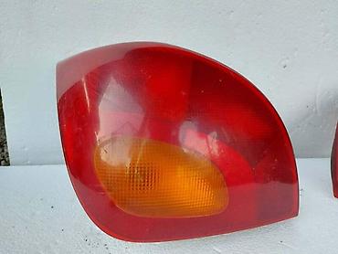 turbotrafo.at: 8.STOP SVETLA ZA FORD FIESTA OD 1996. DO 2002. GOD. - 96F613N004 — 2