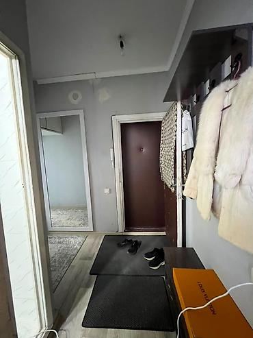 боконбаево: 1 комната, 35 м², Восток-5 мкр 105 серия, 9 этаж — 7