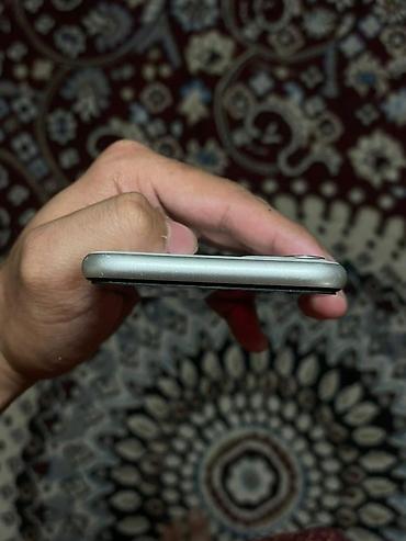 Apple iPhone: IPhone 11, Новый, 64 ГБ, Белый, Чехол, 79 % — 13
