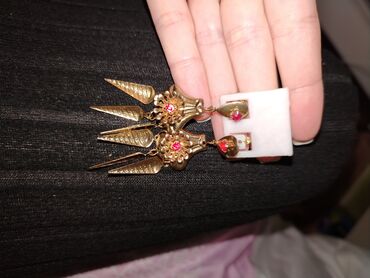 Setovi nakita: Set: Minđuše, Prsten, Materijal: Cirkon, Hirurški čelik na lalafo.rs — 11 Setovi nakita: Set: Minđuše, Prsten, Materijal: Cirkon, Hirurški čelik — 11