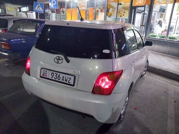 купить багажник на крышу авто в бишкеке: Toyota ist: 2003 г., 1.3 л, Автомат, Бензин, Хэтчбэк