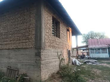 Продажа коттеджей и домов: Продаётся дом село Полтавке в одном участке два дома 1ый дом полтора — 11