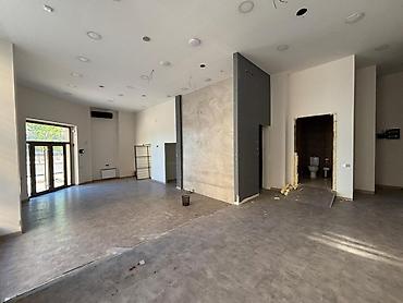 kirayə dukan: İcarəyə verilir obyekt 480 m², Ağ şəhər q. Daha 7 şəklə bax Agentlik — 7