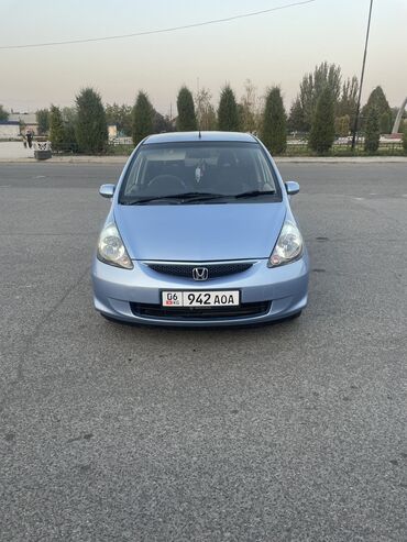 машина в кридит: Honda Fit: 2001 г., 1.3 л, Автомат, Бензин, Минивэн