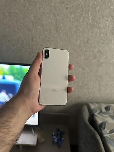 Apple iPhone: IPhone X, 64 GB, Gümüşü, Face ID — 4