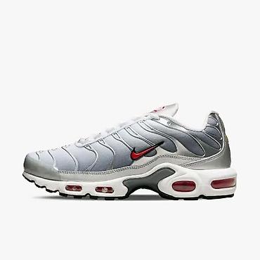 sapa u srcu: Nike Air Max Plus (Tn) patike – siva/metalik sa crvenim detaljima - — 1