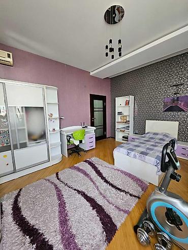 8 noyabr aid əl isləri: 3 otaqlı, Yeni tikili, m. 8 Noyabr, 136 kv. m — 9