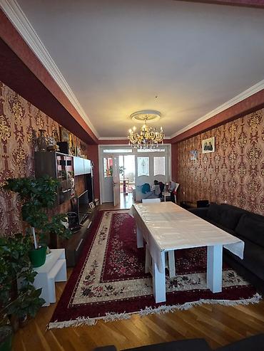 Mənzillər: 3 otaqlı, Yeni tikili, 165 kv. m — 3