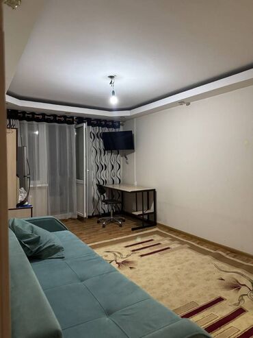 продается 3 комнатная квартира политех: 3 бөлмө, 58 кв. м, 104-серия, 4 кабат, Косметикалык ремонт