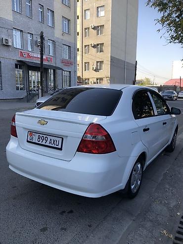 каптива 2008: Chevrolet Aveo: 2010 г., 1.4 л, Механика, Седан — 5