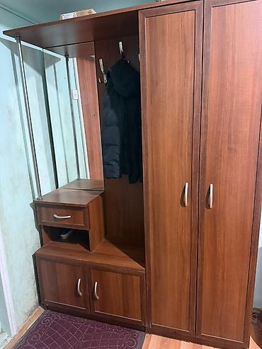 Tecili dolab satılır 100 Manata Ölçü 140x192 Unvan qaracucur AFA lalafo.az -da Tecili dolab satılır 100 Manata Ölçü 140x192 Unvan qaracucur AFA