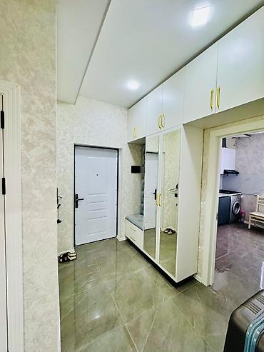 Mənzillər: Bakıxanov qəs., 3 otaqlı, Yeni tikili, m. Neftçilər, 83 kv. m — 10