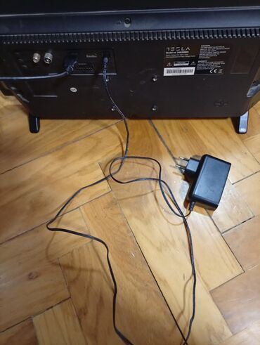 Televizori: Tesla LED televizor sa daljinskim upravljačem 220 ili 12 v. 24 — 7