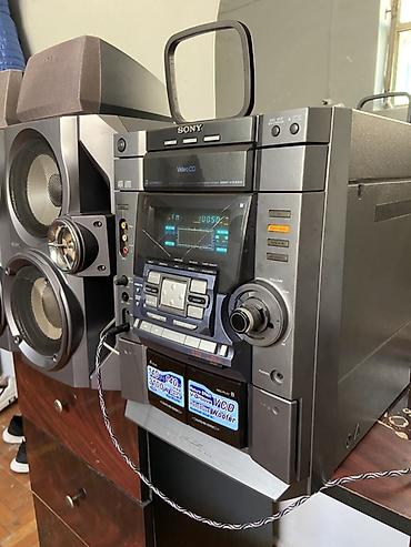 Musiqi mərkəzləri: Sony mhc vx555. Tam əla vəziyyətdədir. Fm radio aux bt var. Kalonkalar — 10