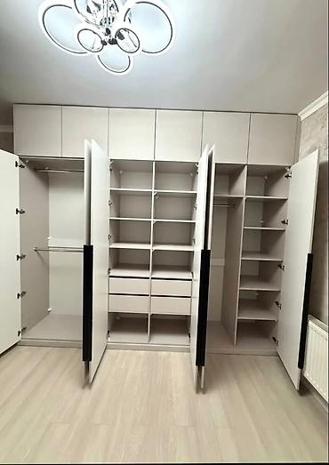 Minimalist dizayna malik iri həcmli qarderob sistemi - Modul quruluş lalafo.az -da Minimalist dizayna malik iri həcmli qarderob sistemi - Modul quruluş