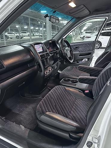 Honda CR-V: 2003 г., 2 л, Автомат, Бензин, Кроссовер lalafo.kg да — 8 Honda CR-V: 2003 г., 2 л, Автомат, Бензин, Кроссовер — 8