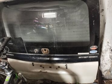 замена лабового стекла: Крышка багажника Toyota 2003 г., Б/у, цвет - Белый,Оригинал