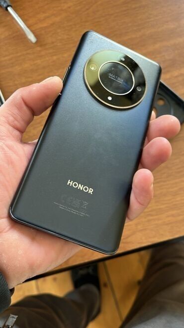 телефон fly black: Honor X9b, 256 ГБ, цвет - Черный, Отпечаток пальца