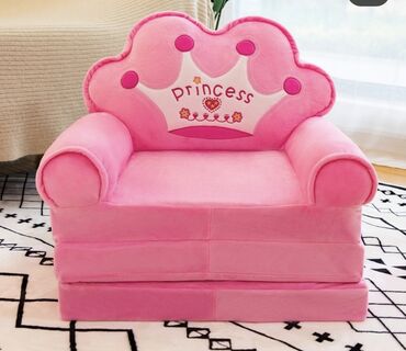 детские комплекты для дома: Машинка 2000.с диванчик 400с Набор