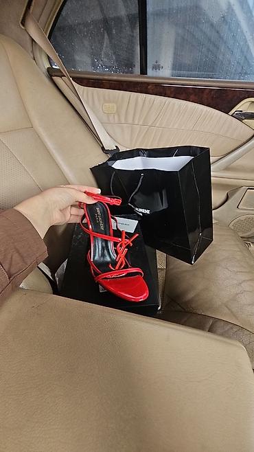 deri godekce: Saint Laurent Paris qadın sandal - Model: YSL monoqram detallı zərif — 4