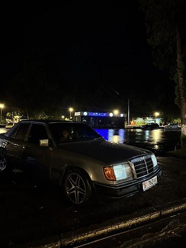 smart open: Mercedes-Benz W124: 1990 г., 2.3 л, Механика, Бензин, Седан — 7