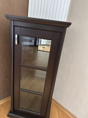 Dolablar: Açılan, 4 qapılı Düz dolab, Servant — 3