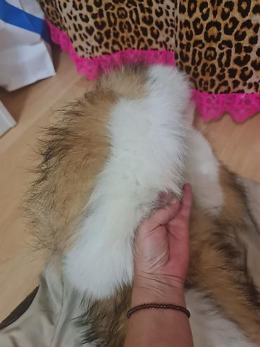 puma mantil: Ženska zimska jakna sa bogatim krznom - Model: kratka parka/bomber — 2