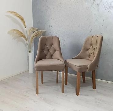 Stolice: Tapacirane barske stolice – elegantan dizajn sa dugmićima kom 69€ - — 14