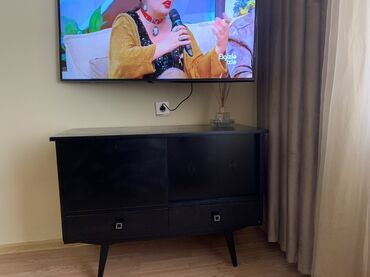 Raskladuşkalar: İşlənmiş, Düz TV altlığı, Polkalı, Taxtalı, Belarusiya
