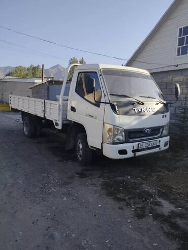 матор кармаган: Жеңил жүк ташуучу унаа, Foton, Стандарт, 3 т, Колдонулган