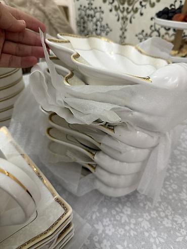 Наборы посуды: Набор фарфоровой посуды с золотым кантом - Материал: тонкий фарфор — 4