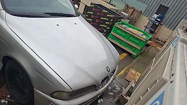 BMW: BMW 5 series: 2.5 l | 1998 il Sedan — 2