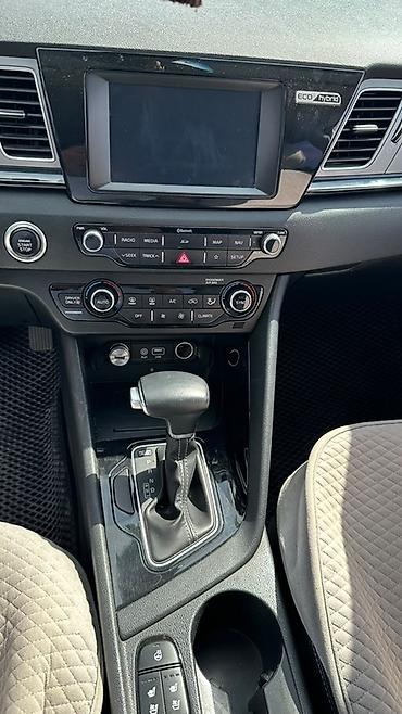 киа нира: Kia Niro: 2018 г., 1.6 л, Автомат, Гибрид, Кроссовер — 8