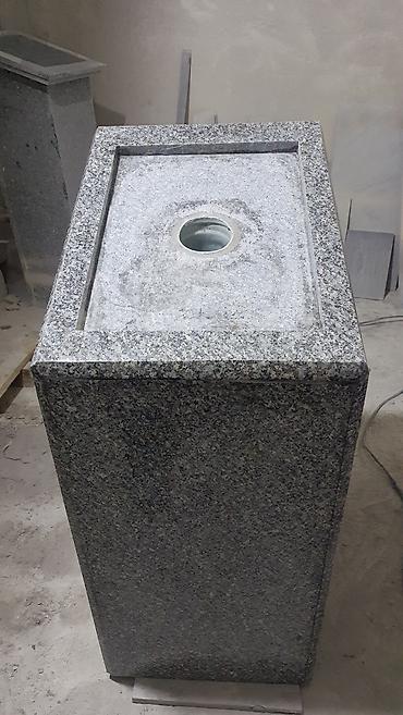 Тумбы на заказ: Гранитная тумба «Капсула времени» с верхней плитой под мемориальную — 7