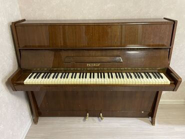 фортепиано для детей: Продаю фортепиано Petrof «Petrof»[en] — чешская компания, выпускающая