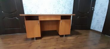 доски меловая с дополнительными планками: Стол офисный дубовый самовывоз с Нижней аларчи торг